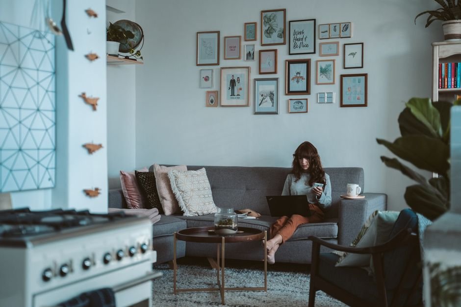 The Art of Less: How Minimalist Living and Digital Nomad Life Taught Me to Actually Breathe